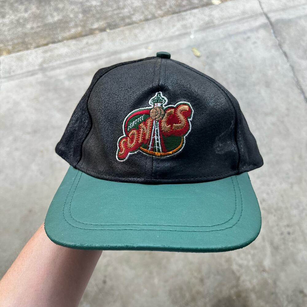 VINTAGE SEATTLE SUPERSONICS HAT SNAPBACK DREW PEARSON LEATHER